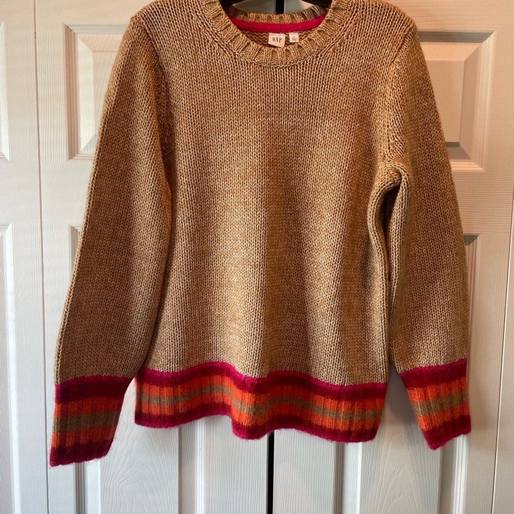 GAP Sweater